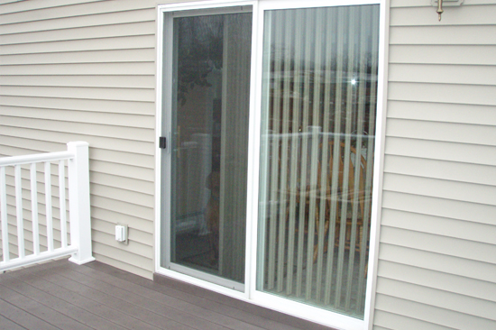 La Riviera-screen-door-repair